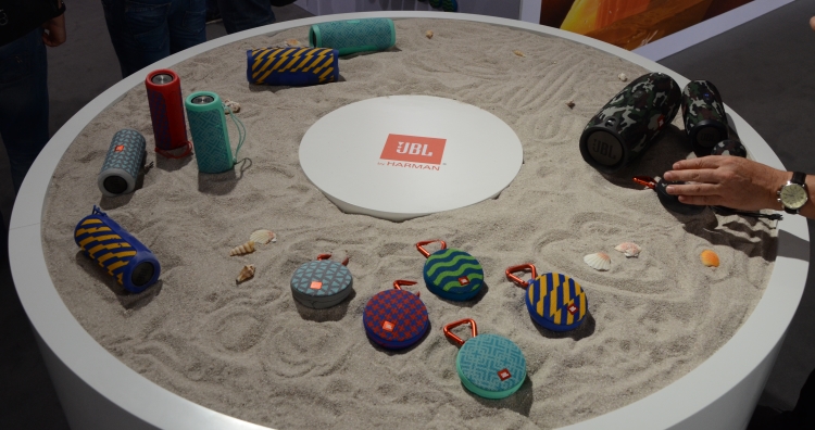 jbl01