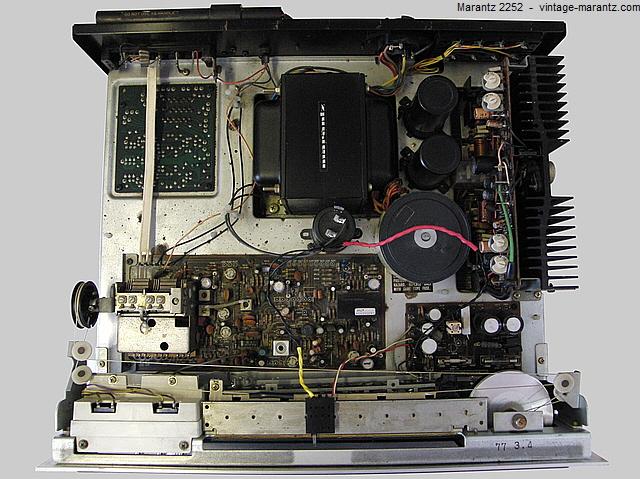 a_Marantz_2252_Inside.jpg