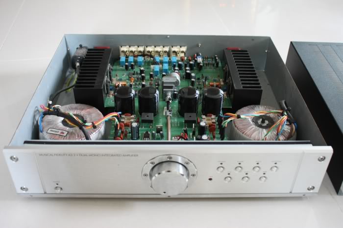Nad m2. Мощный усилитель. 7 усилитель smd. Усилитель 2 моно. Musical fidelity a3.