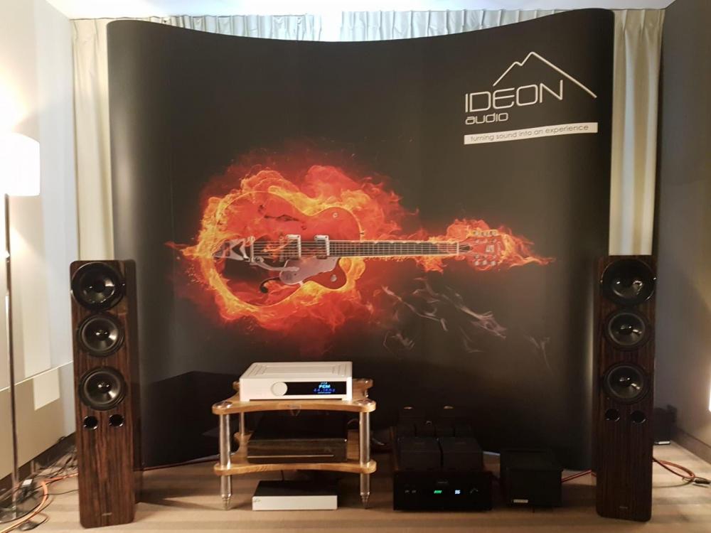 Warsaw HiFi Show 2.jpg