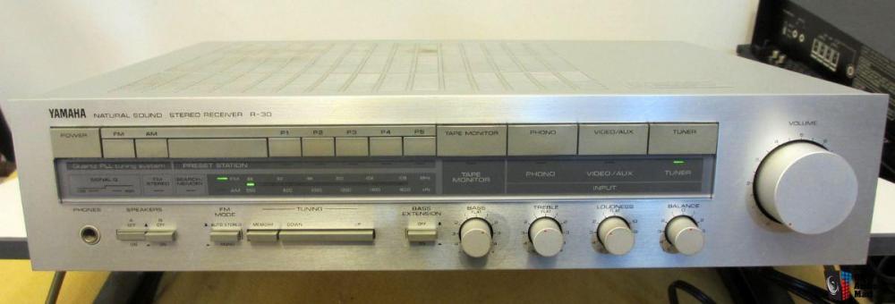 yamaha-r30-stereo-receiver.jpg