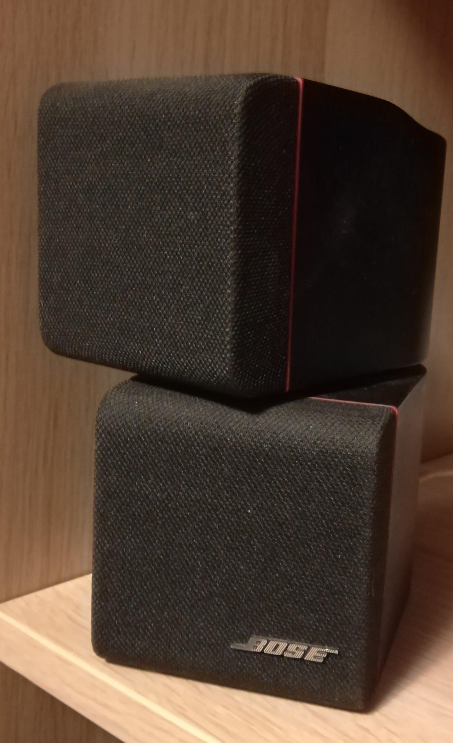 Bose AM5 Series II, originalni kablovi, zidni nosači Mali oglasi