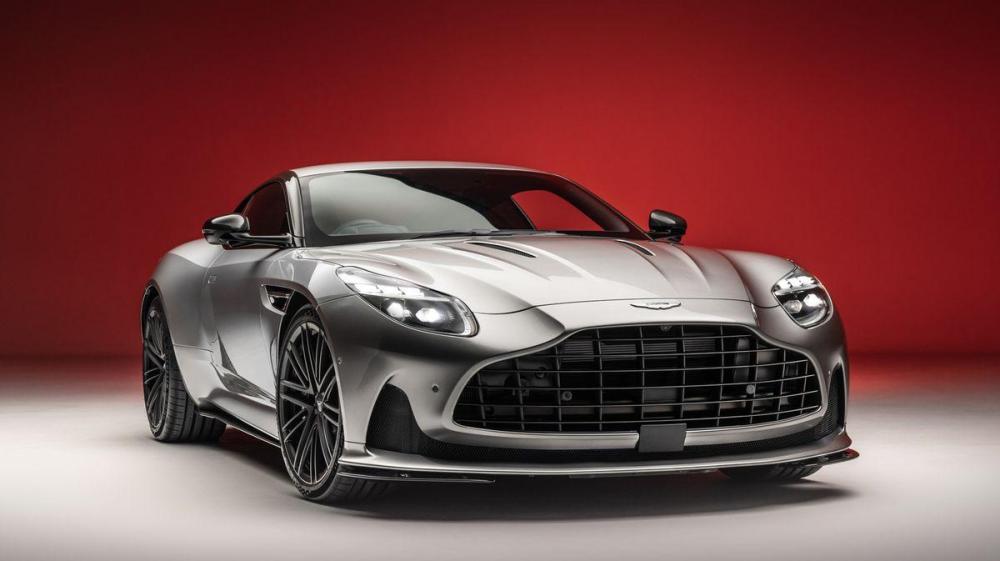 2024-aston-martin-db12-123-646e1d6217920.jpg