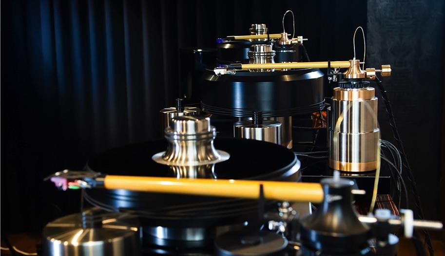 jsikora_max_standard_reference_review_matej_isak_mono_and_stereo_2023_high_end_audiophile_luxury_audio_music_00002_edit_432756767157924.jpg